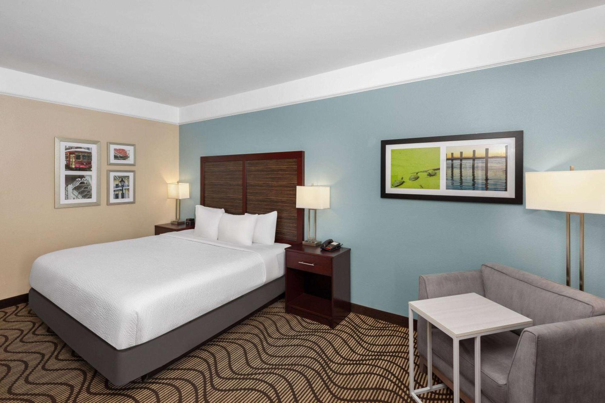 La Quinta By Wyndham Houma Hotel Exterior foto