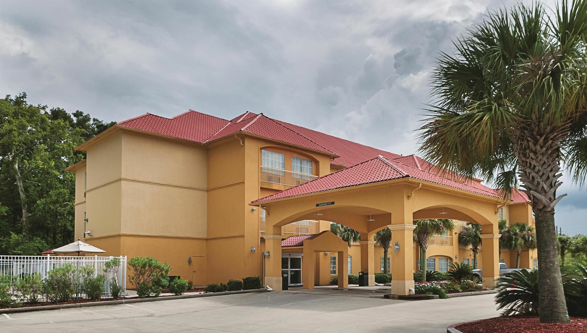 La Quinta By Wyndham Houma Hotel Exterior foto
